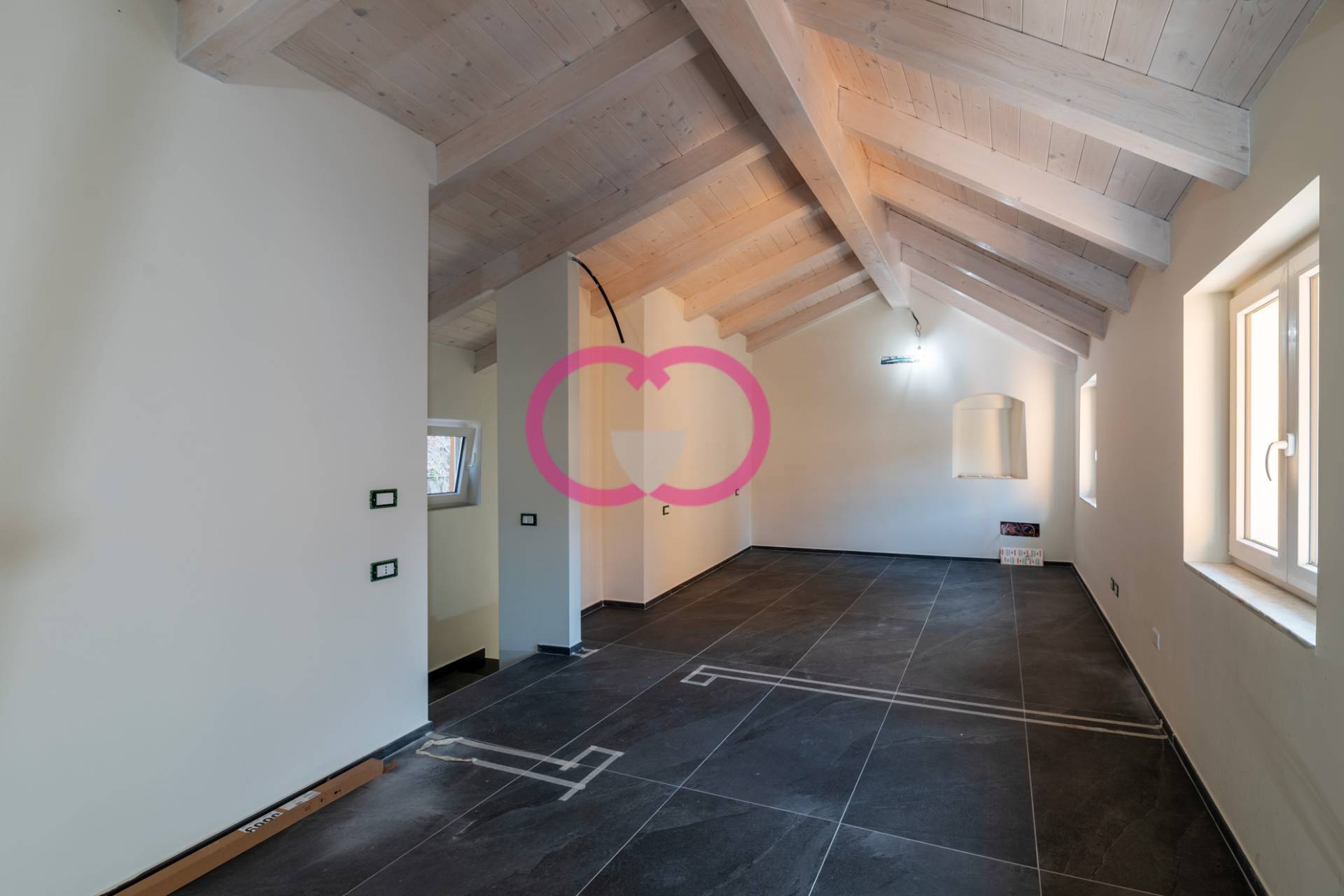Casa semindipendente in vendita a Varazze, Varazze