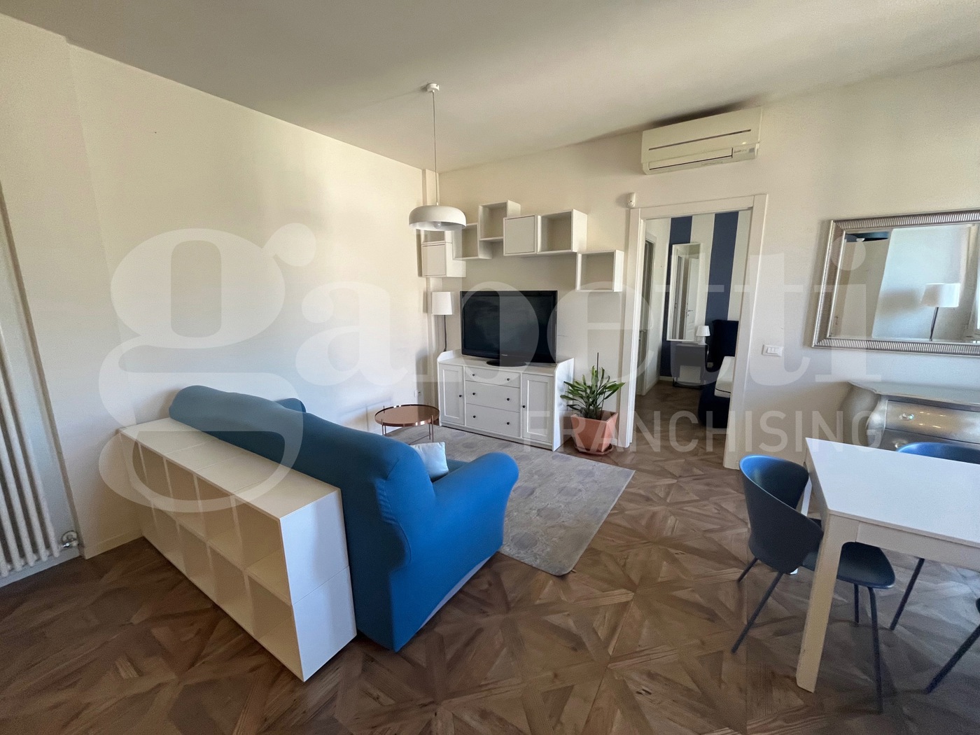 Bilocale arredato in affitto a Milano