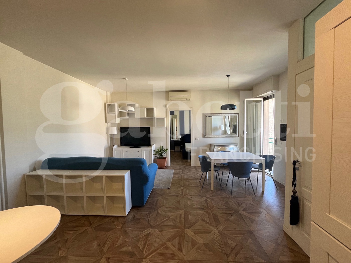 Bilocale arredato in affitto a Milano