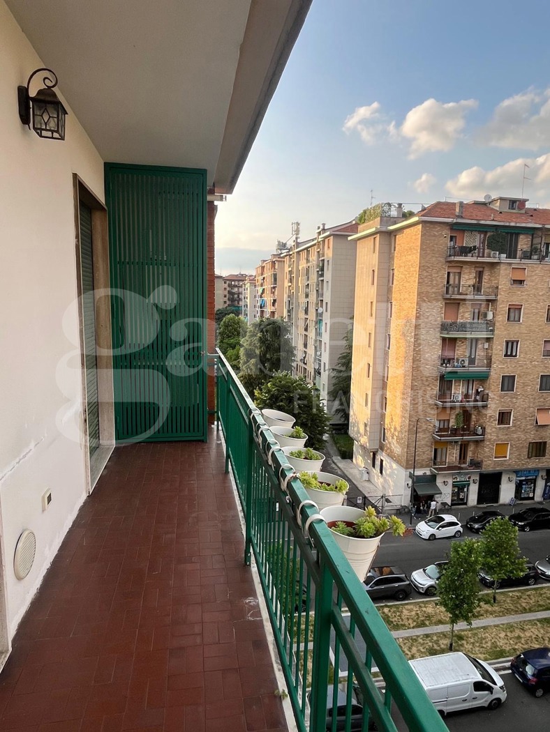 Bilocale arredato in affitto a Milano