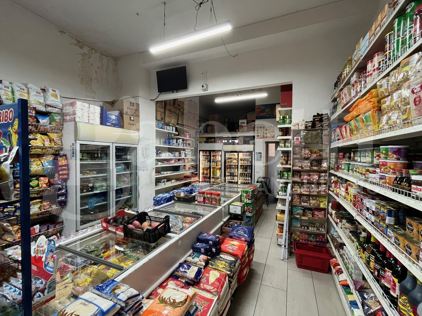 Negozio in vendita a Milano