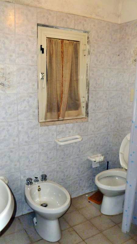 Attivit commerciale in vendita a Pitigliano