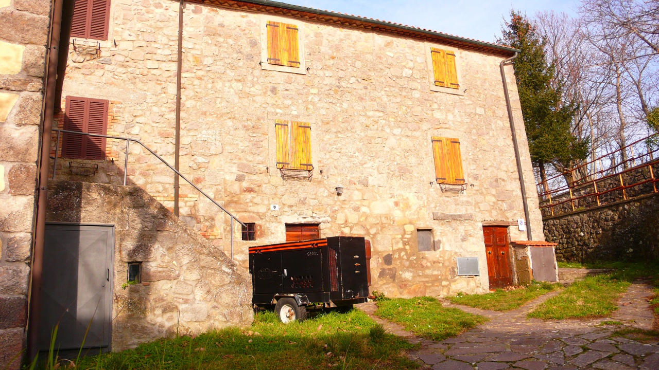 Casa indipendente in vendita a Santa Fiora