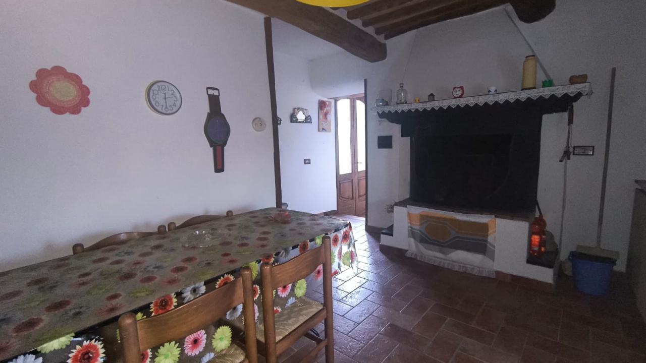 Casa indipendente in vendita a Sorano