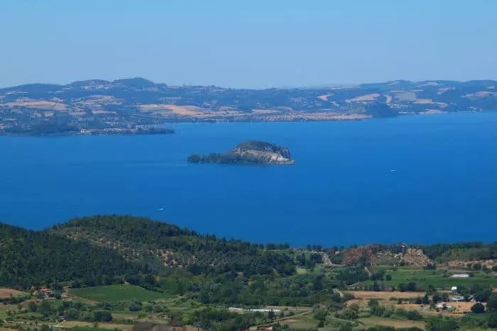 Attivit commerciale in vendita a Bolsena