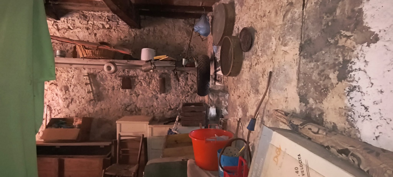 Casa indipendente da ristrutturare a Abbadia San Salvatore