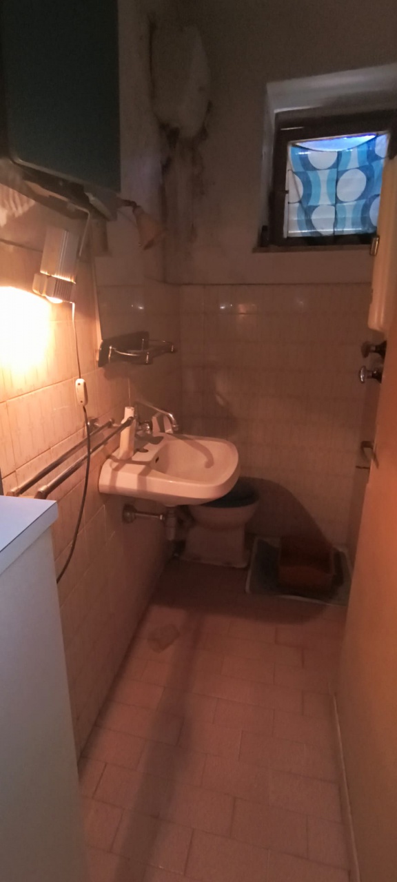 Casa indipendente da ristrutturare a Abbadia San Salvatore