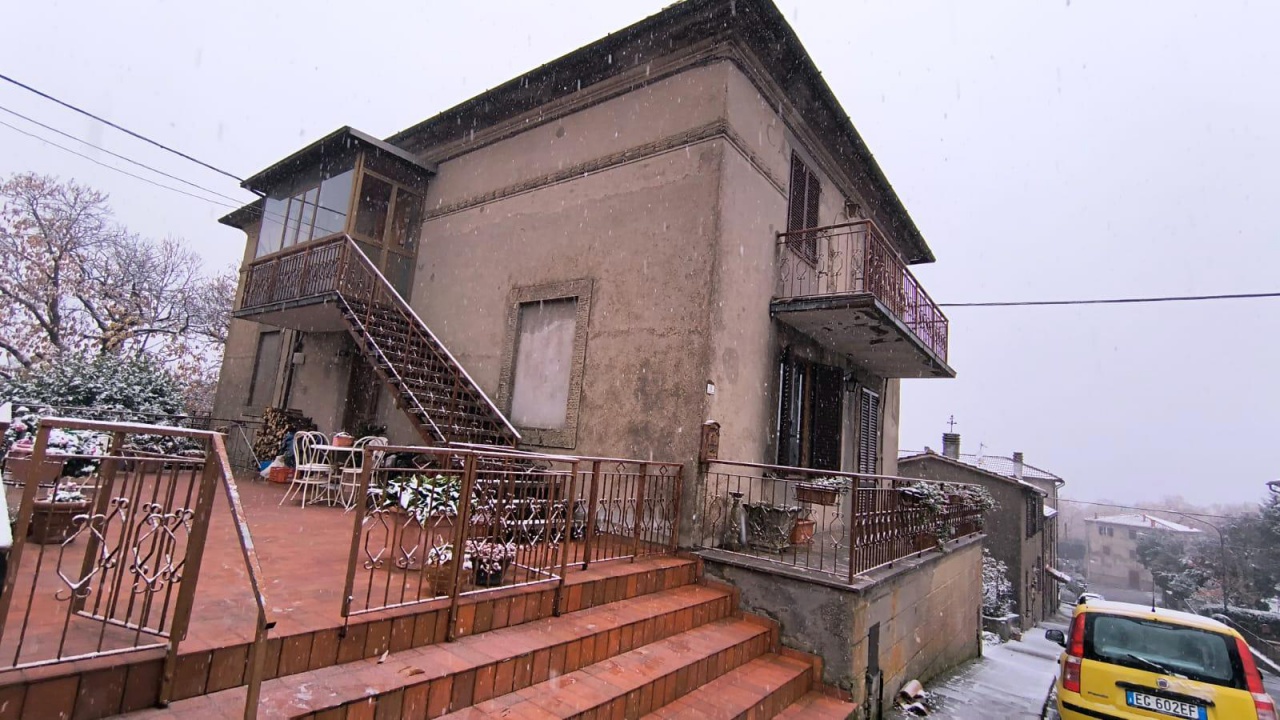 Casa indipendente in vendita in via 4 novembre, Castiglione d'Orcia