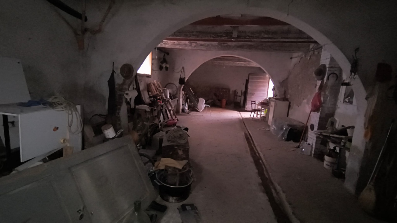 Rustico da ristrutturare a Buonconvento