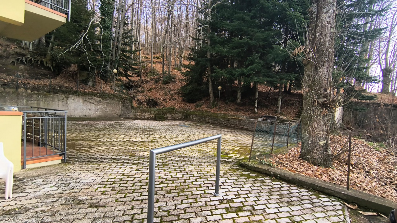 Casa indipendente con box a Santa Fiora