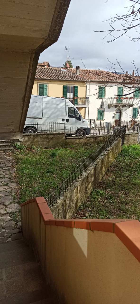 Casa indipendente con box doppio a Santa Fiora