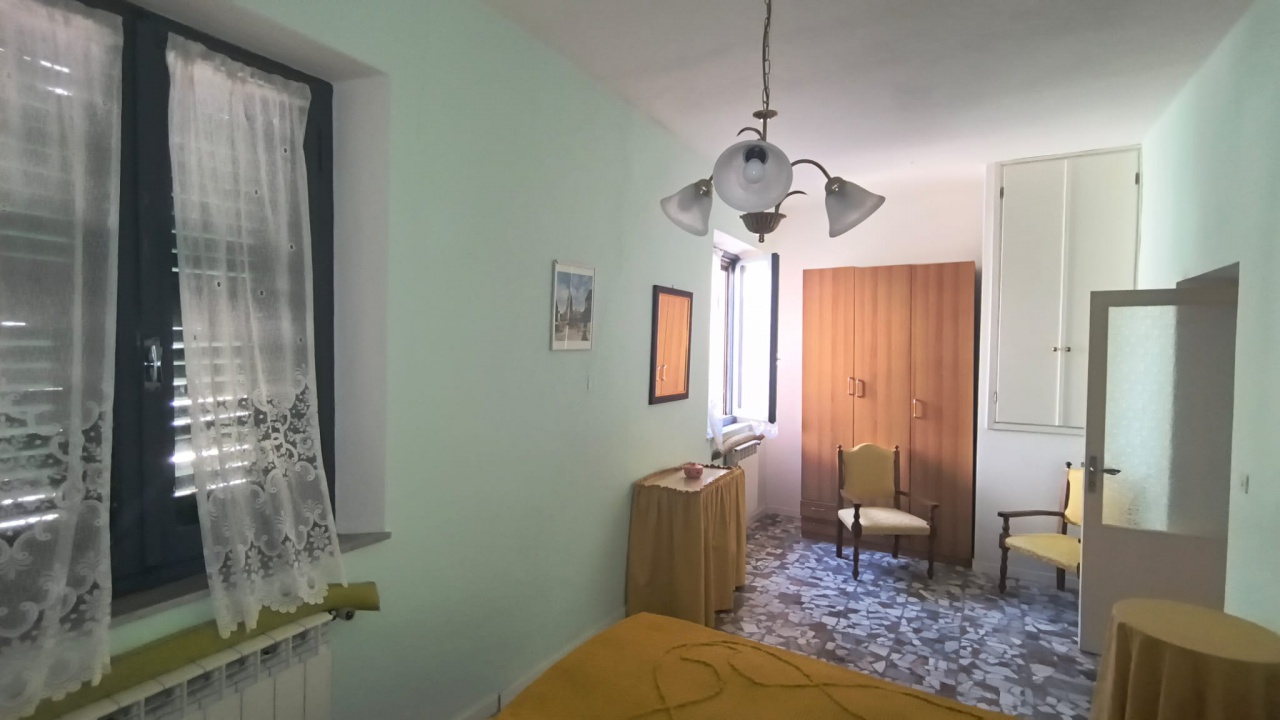 Villa con giardino a Semproniano