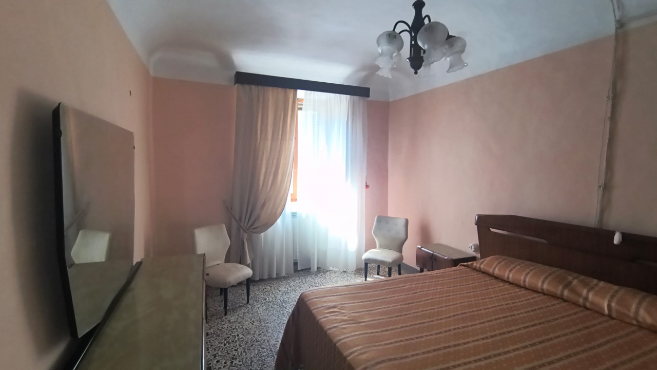 Villa con giardino a Semproniano
