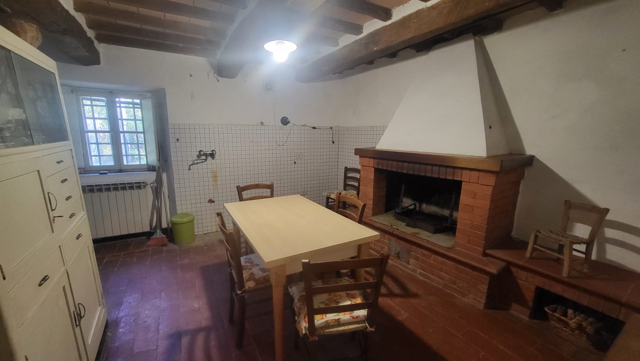 Rustico con giardino a Seggiano