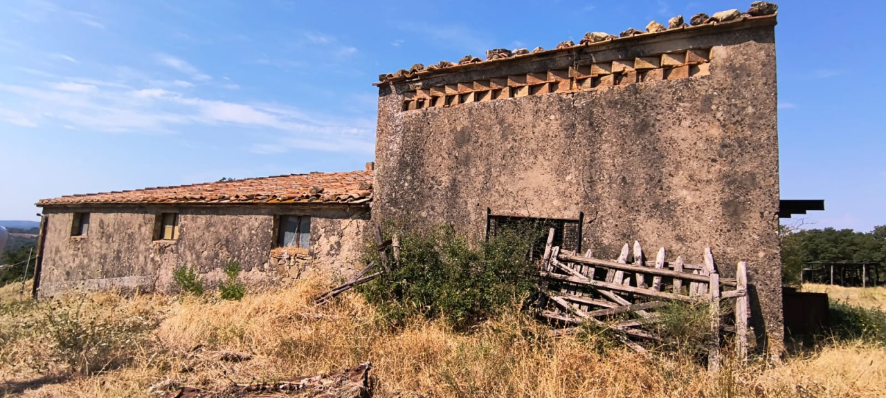 Rustico da ristrutturare a Arcidosso