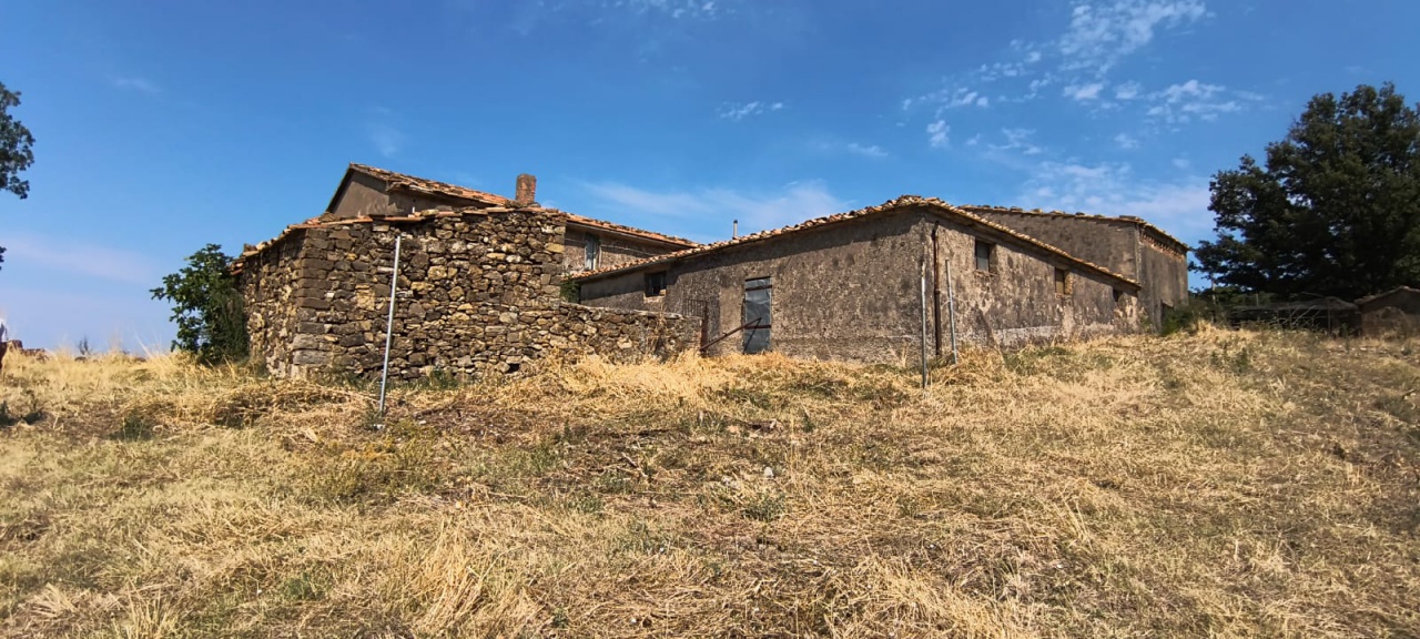 Rustico da ristrutturare a Arcidosso