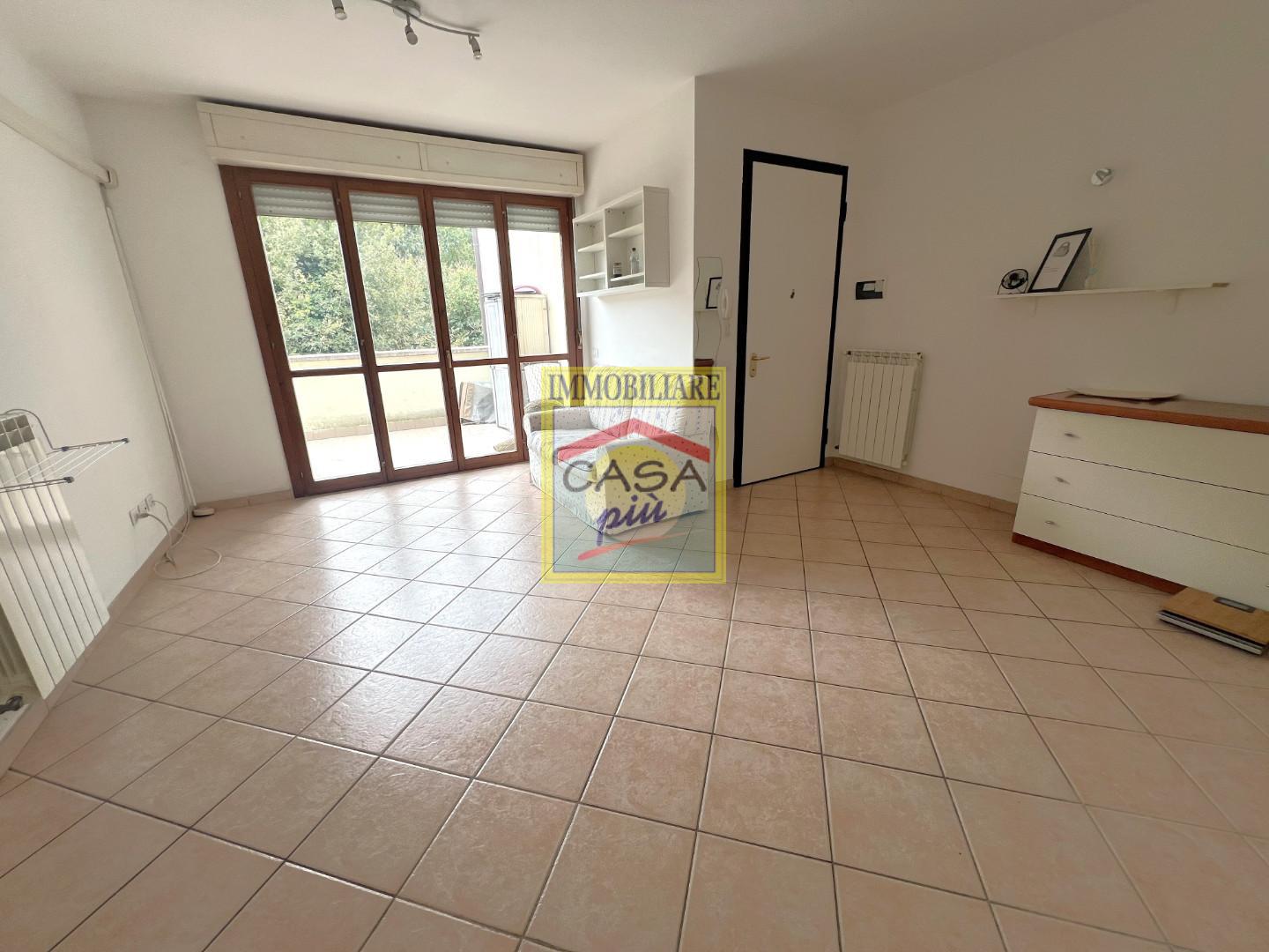 Trilocale arredato in affitto a Calci