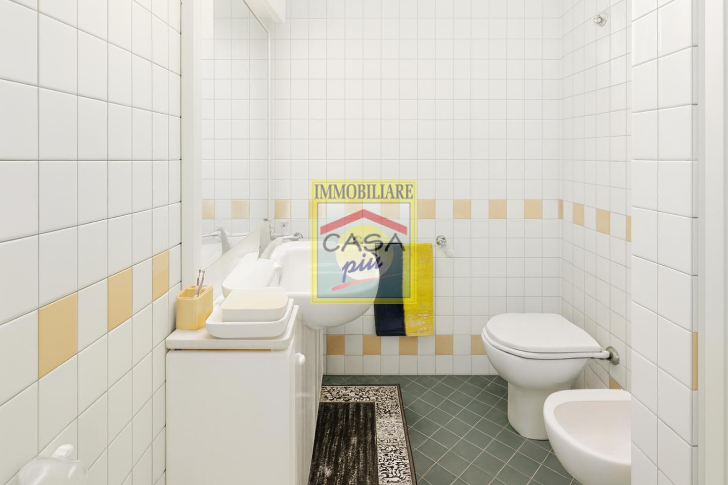 Villa Bifamiliare con giardino, Pontedera oltrera