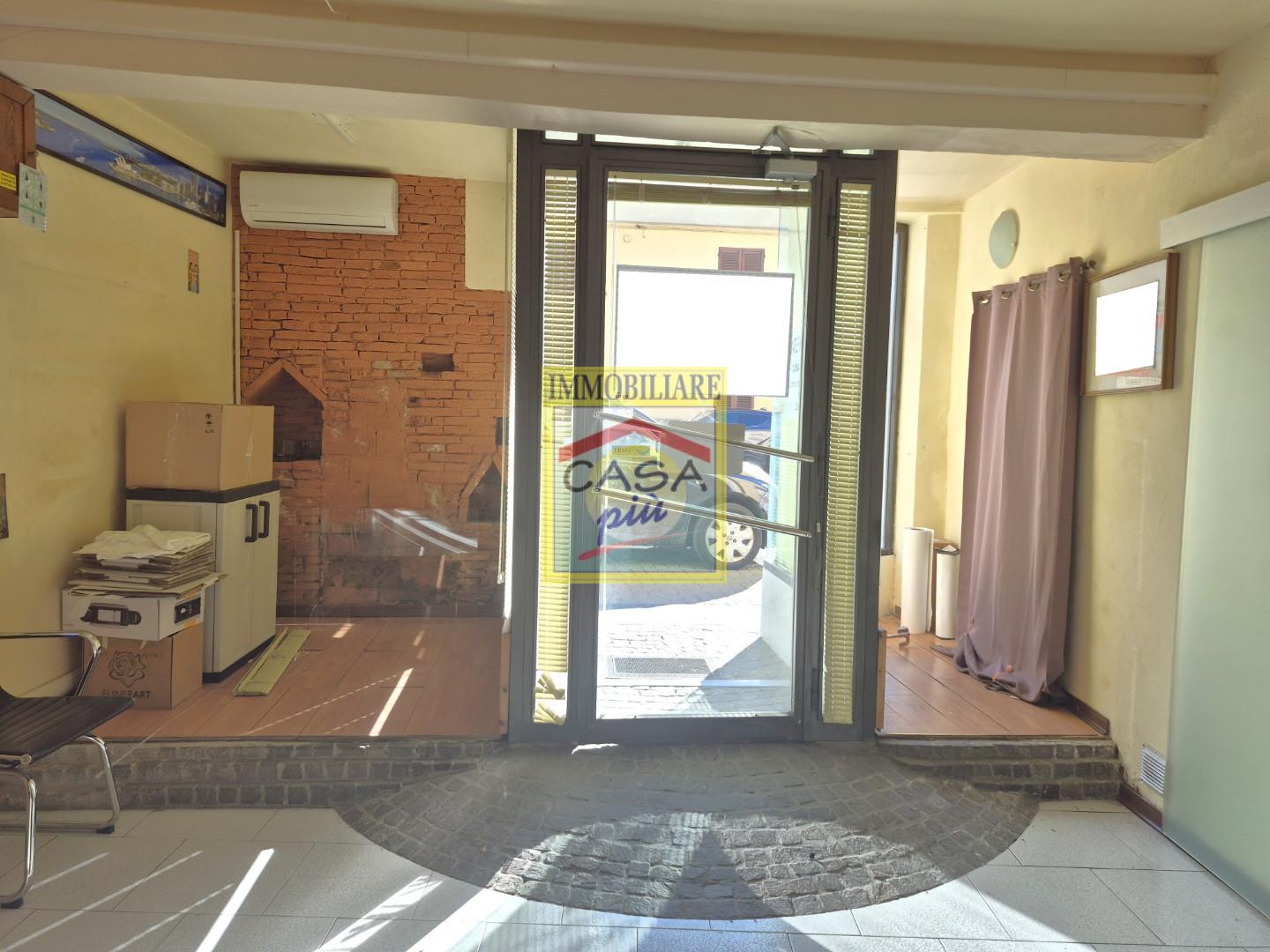 Locale commerciale in affitto, Cascina casciavola