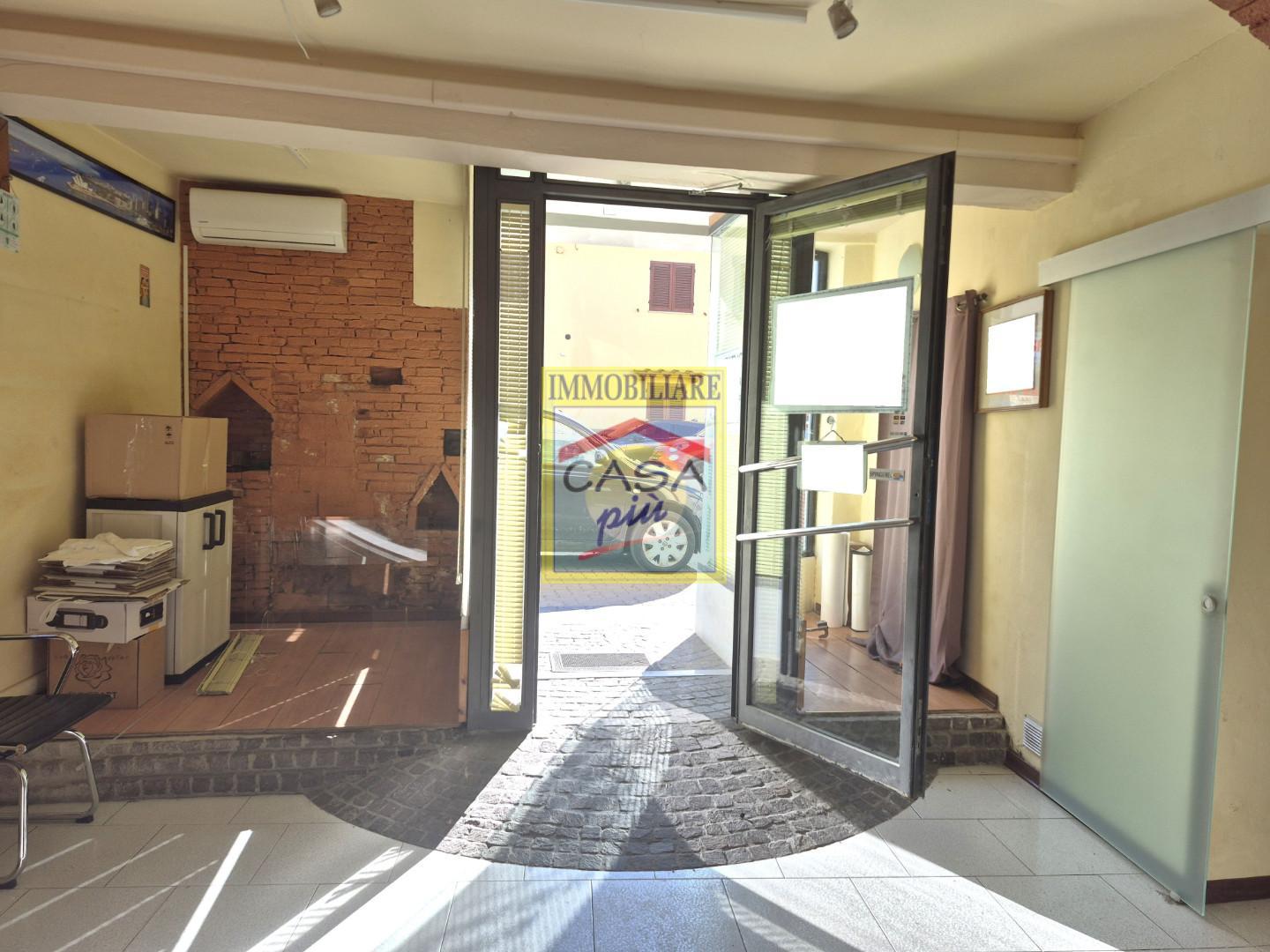 Locale commerciale in affitto, Cascina casciavola