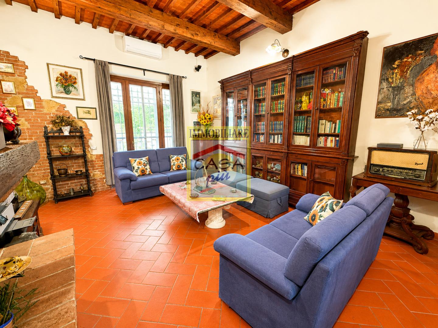 Rustico con giardino, Cascina santo stefano a macerata