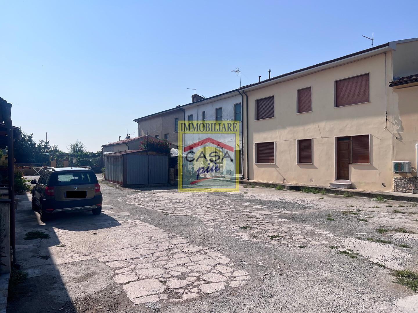 Trilocale da ristrutturare, Cascina san lorenzo a pagnatico