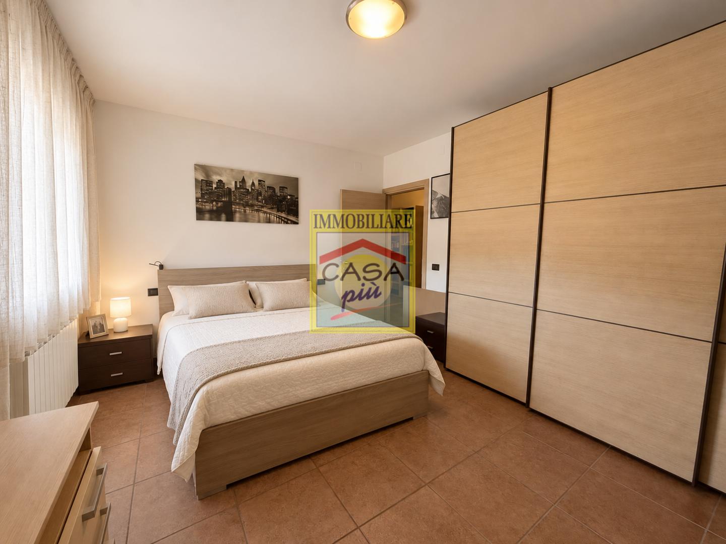Quadrilocale con terrazzo a Cascina