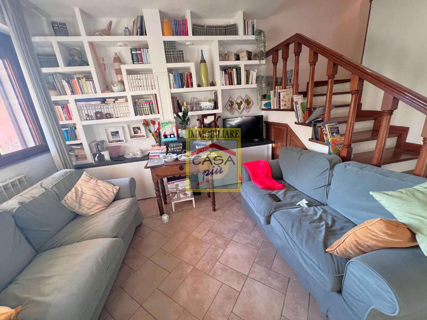 Villa con giardino a Calci