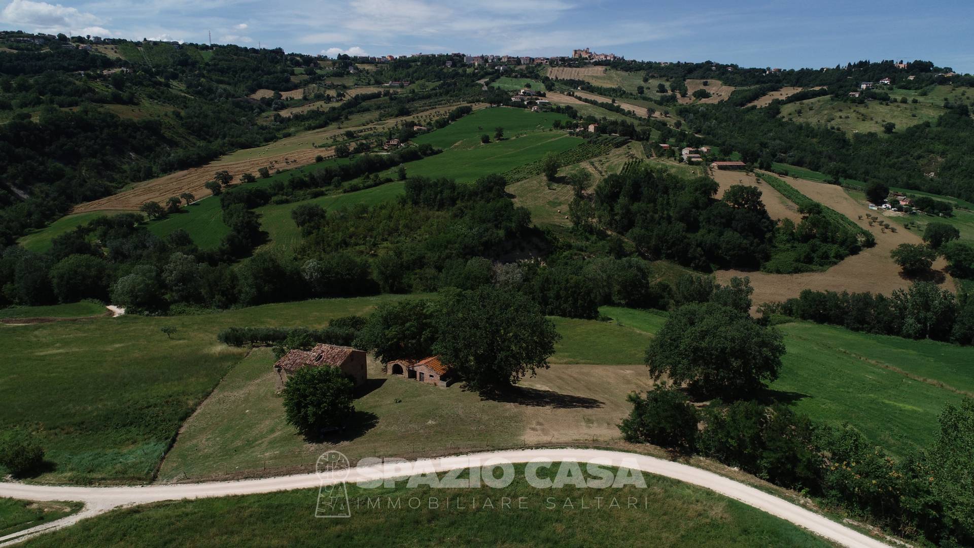 casolare in vendita a Loro Piceno