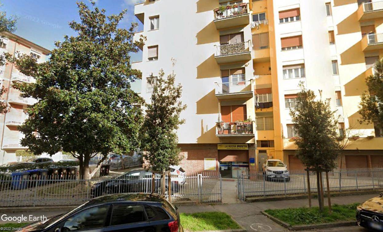 Fondo commerciale in vendita a Pisa, Zona Landi