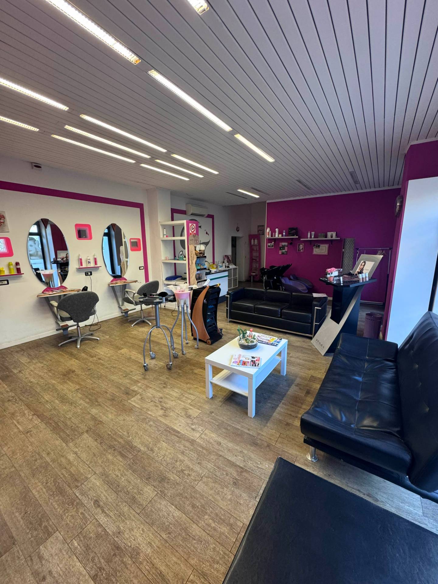 Negozio in vendita a Sedriano