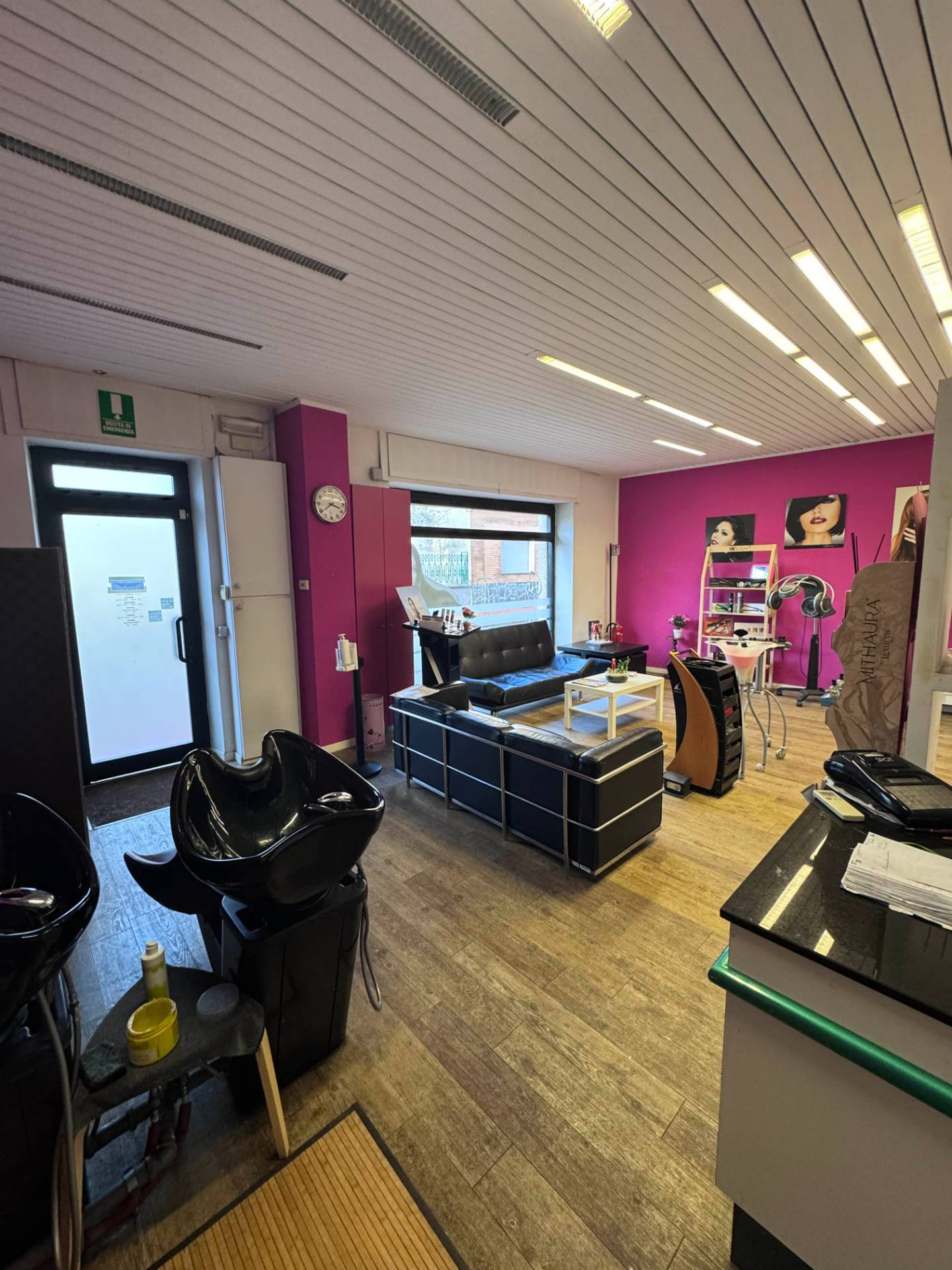 Negozio in vendita a Sedriano