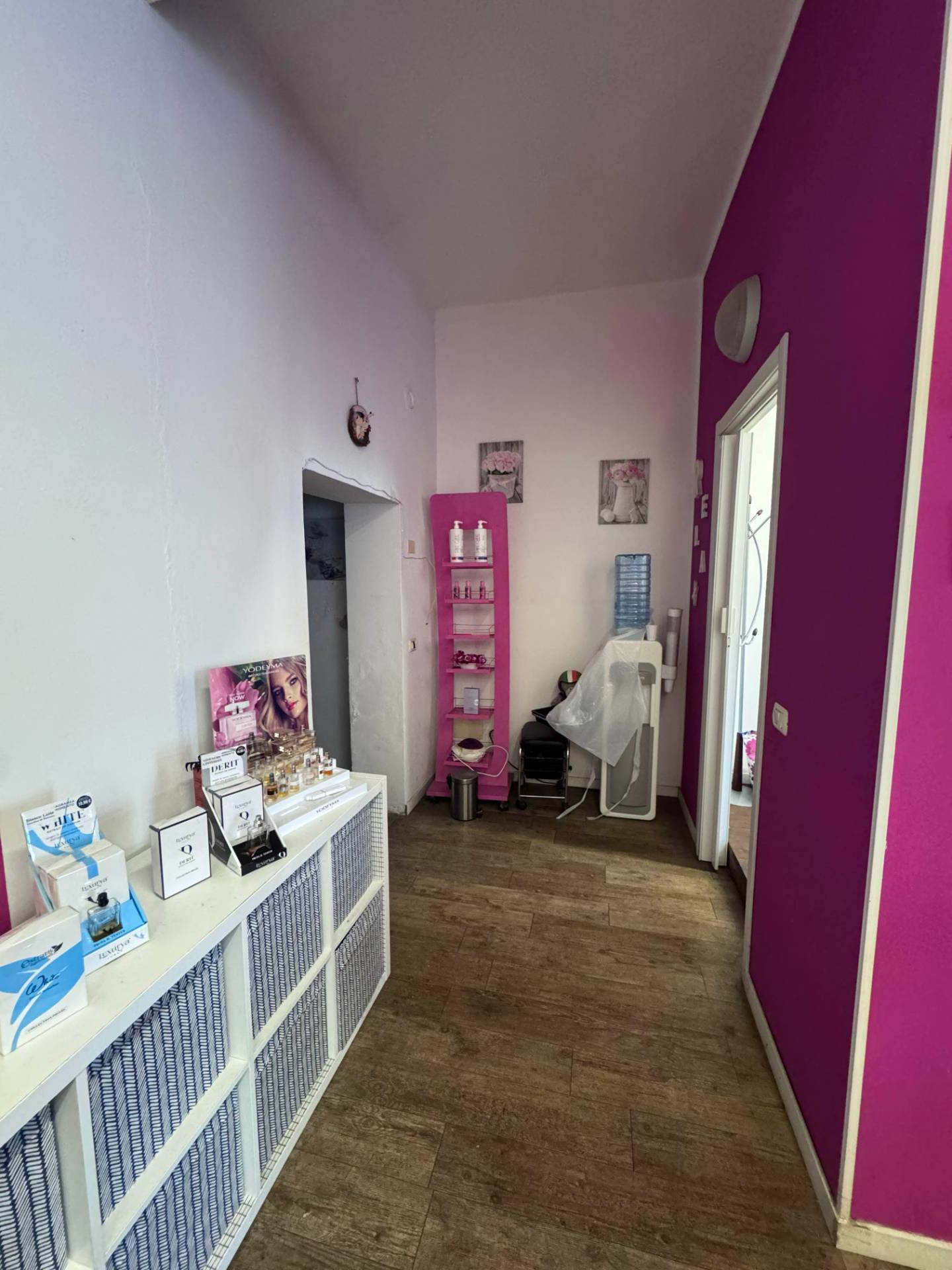 Negozio in vendita a Sedriano