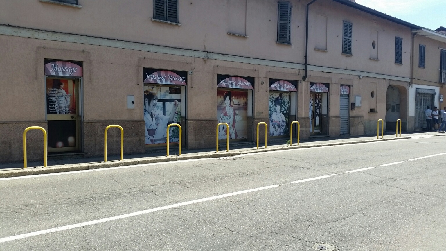 Negozio in vendita a Magenta