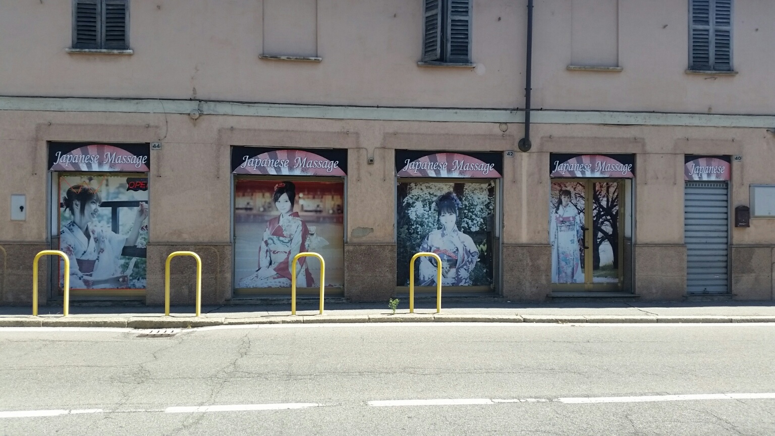 Negozio in vendita a Magenta