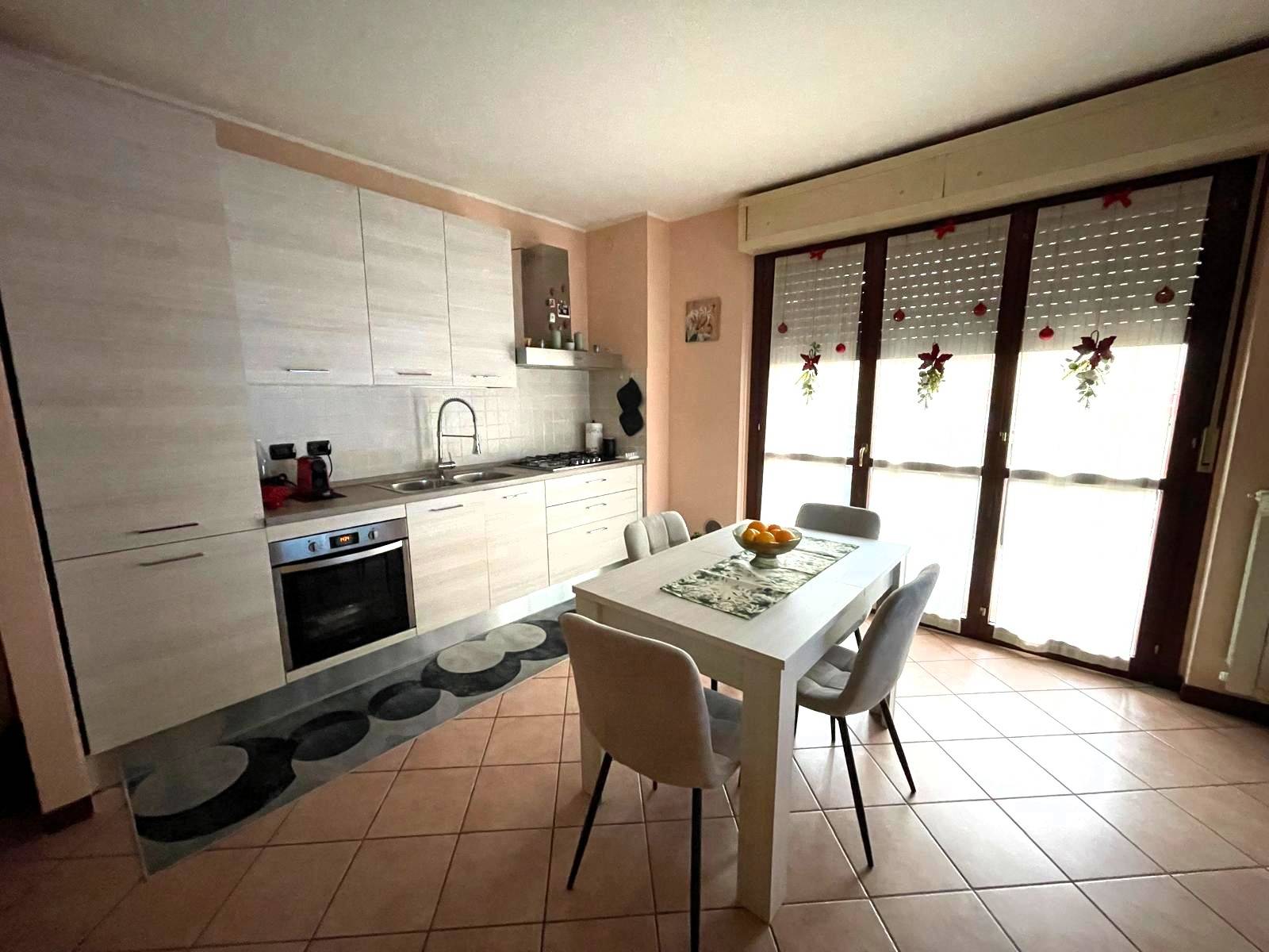 Appartamento in affitto a Lainate