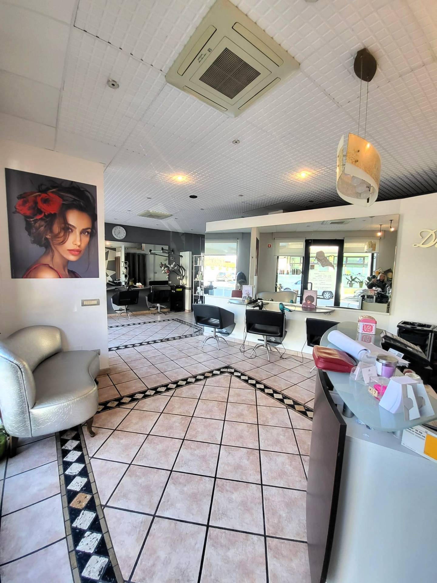 Negozio in affitto a Lainate, Barbaiana