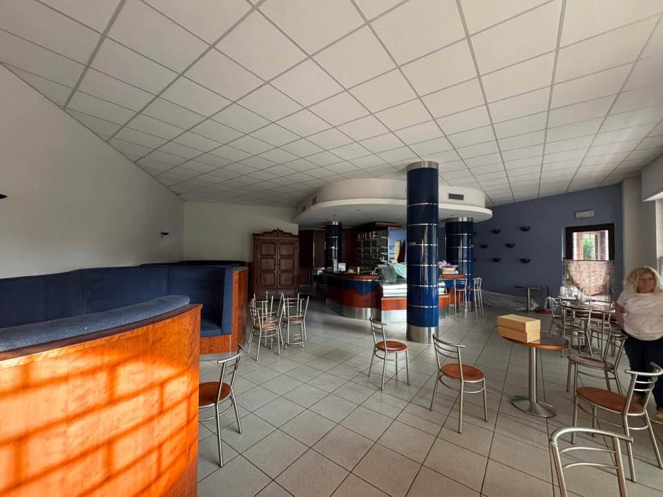 Negozio in affitto a Cuggiono