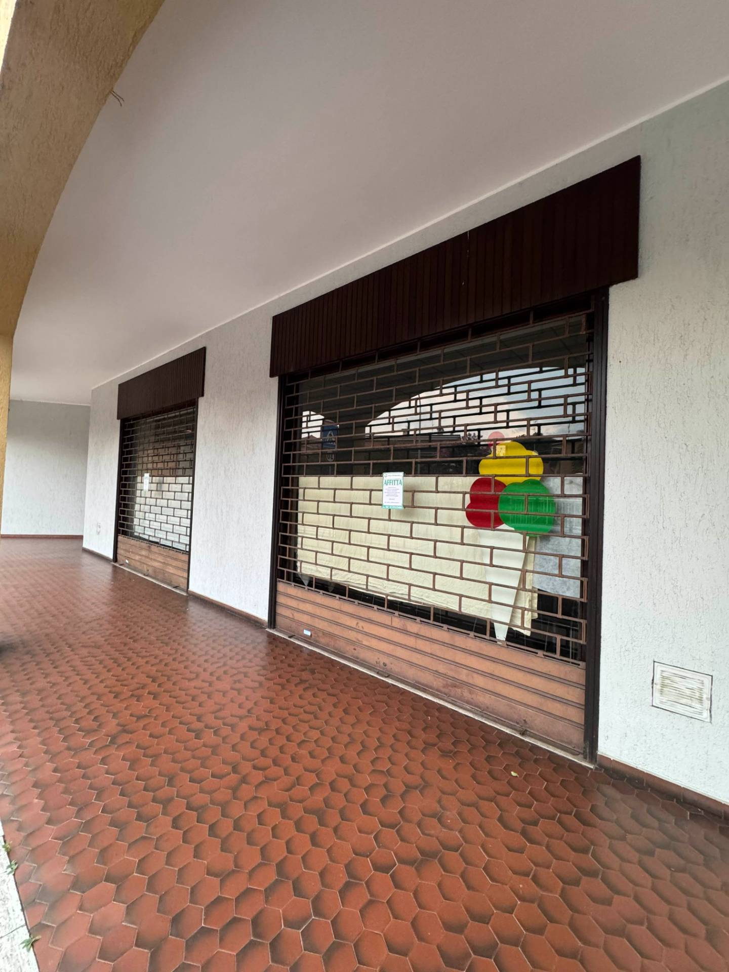Negozio in affitto a Cuggiono