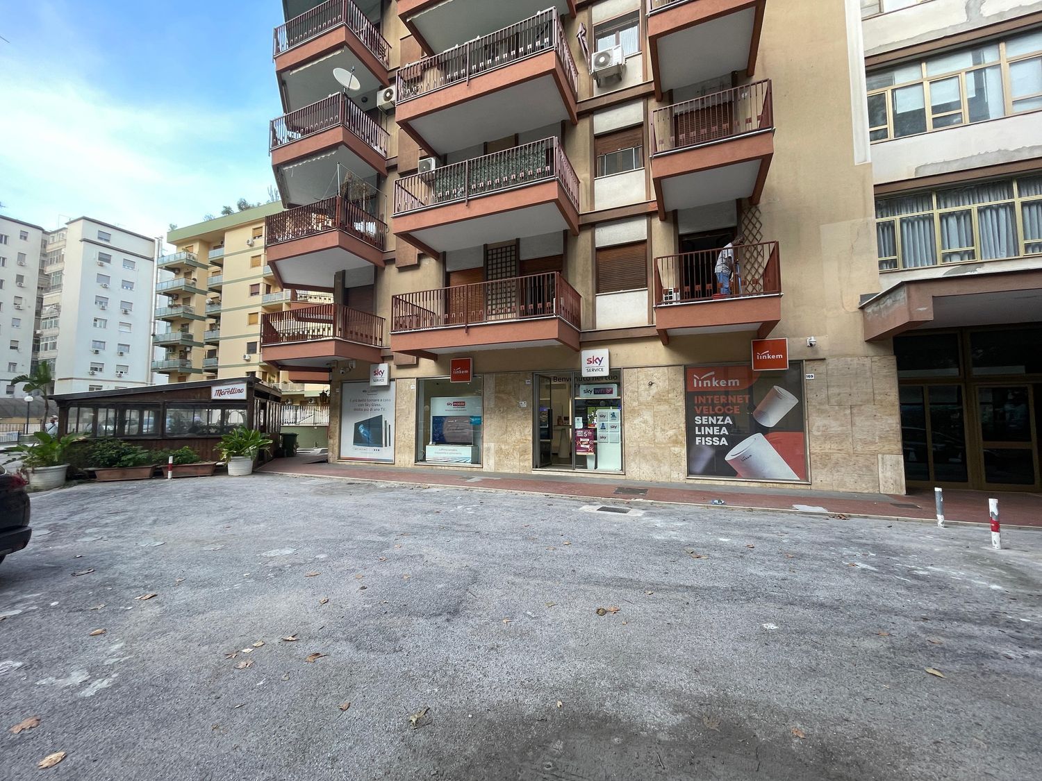 Locale commerciale in vendita in viale strasburgo 169, Palermo