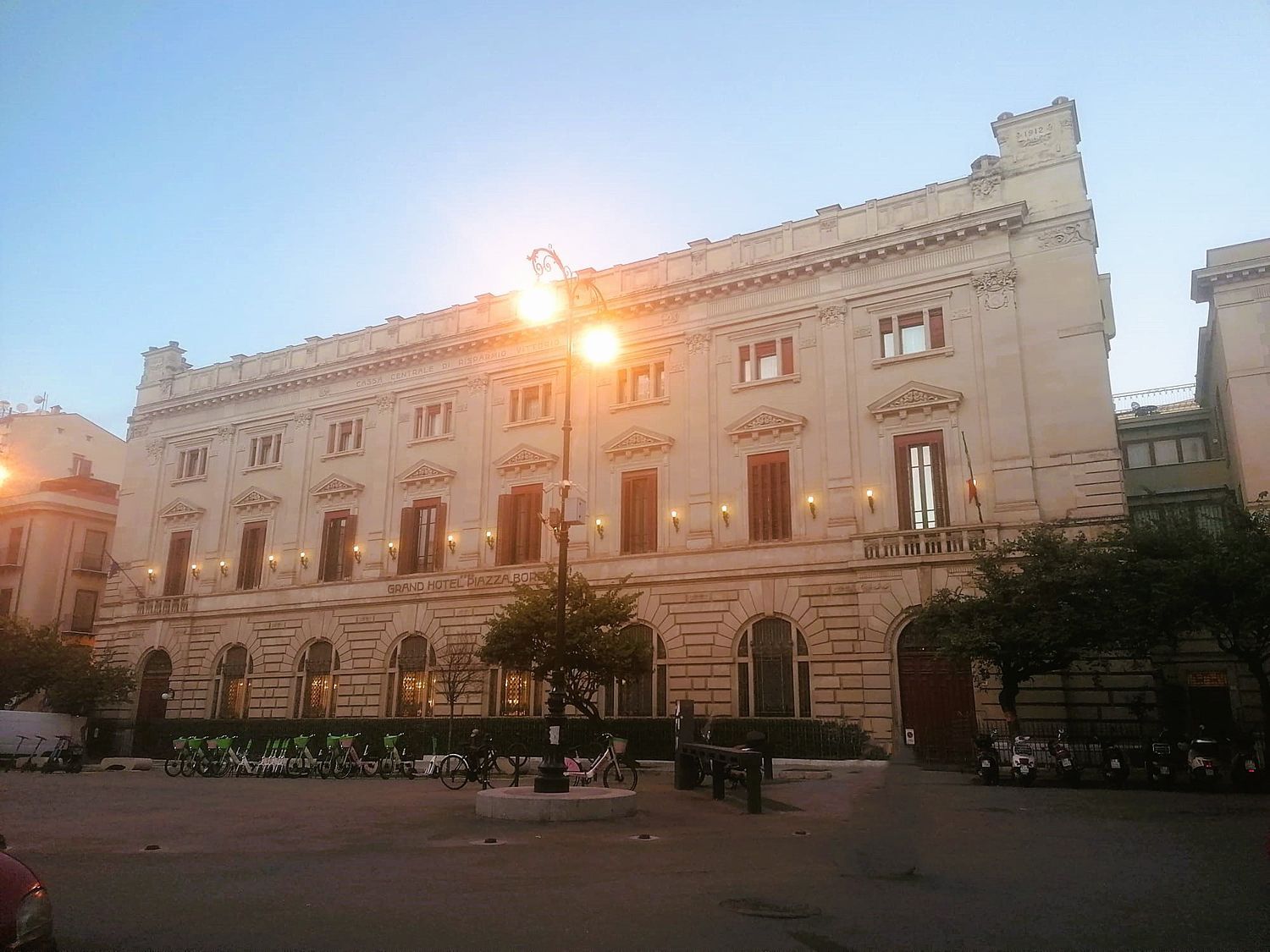 Locale commerciale in affitto in via grande lattarini 27, Palermo