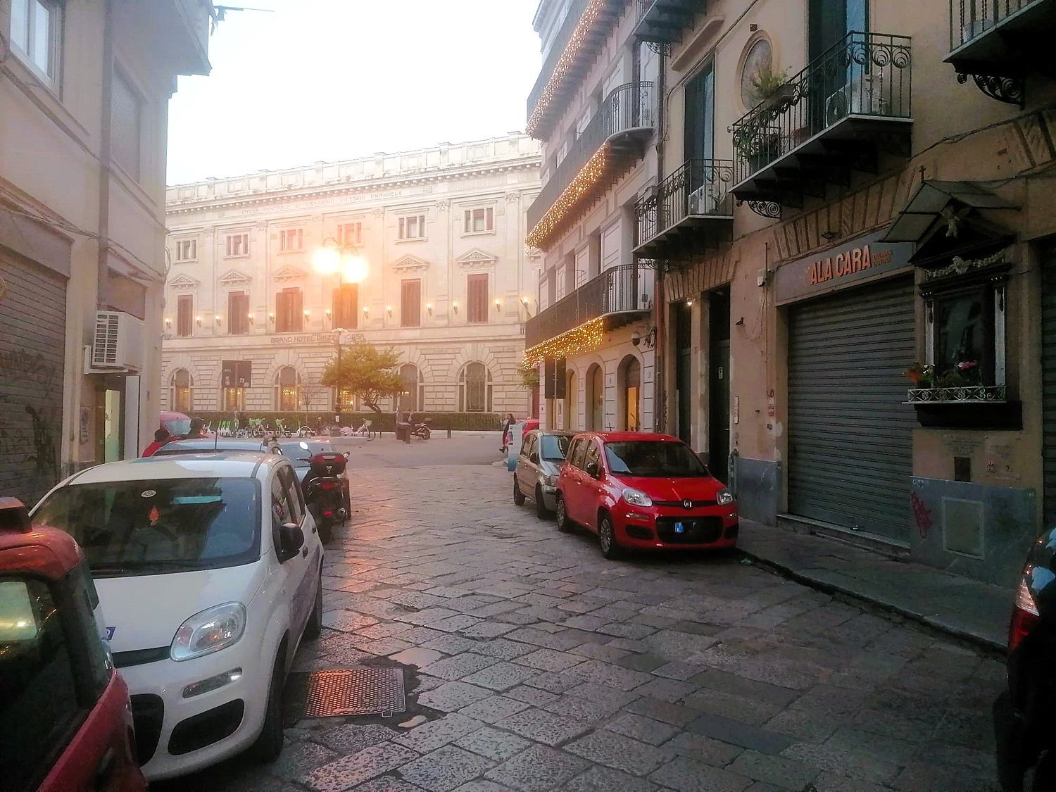 Locale commerciale in affitto in via grande lattarini 27, Palermo