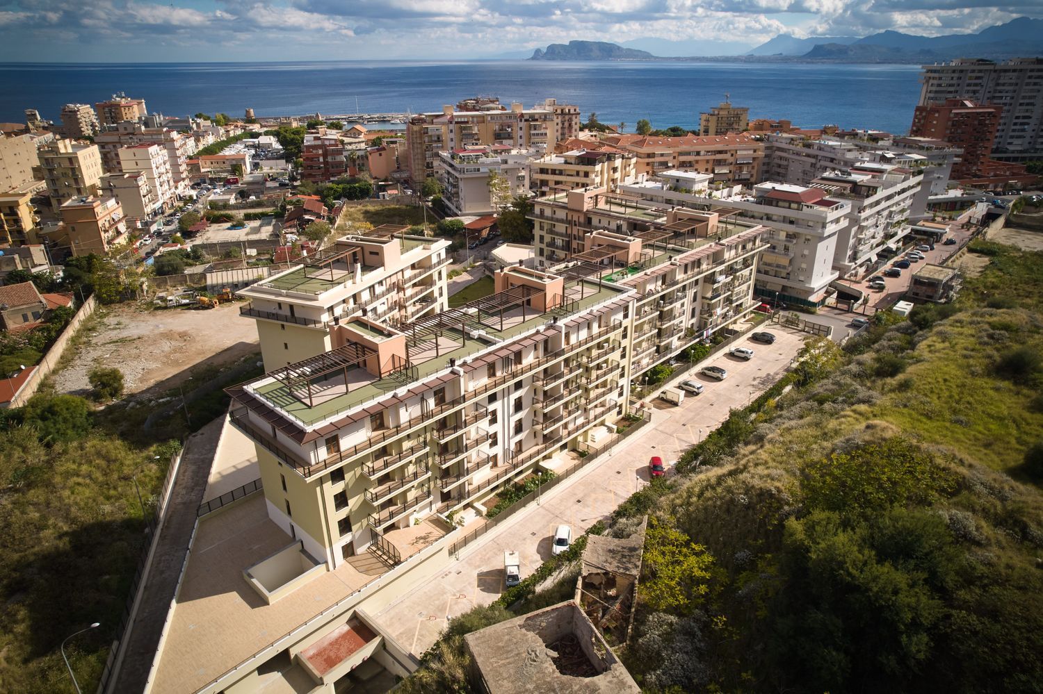 Attico in vendita in via don lorenzo milani 9, Palermo