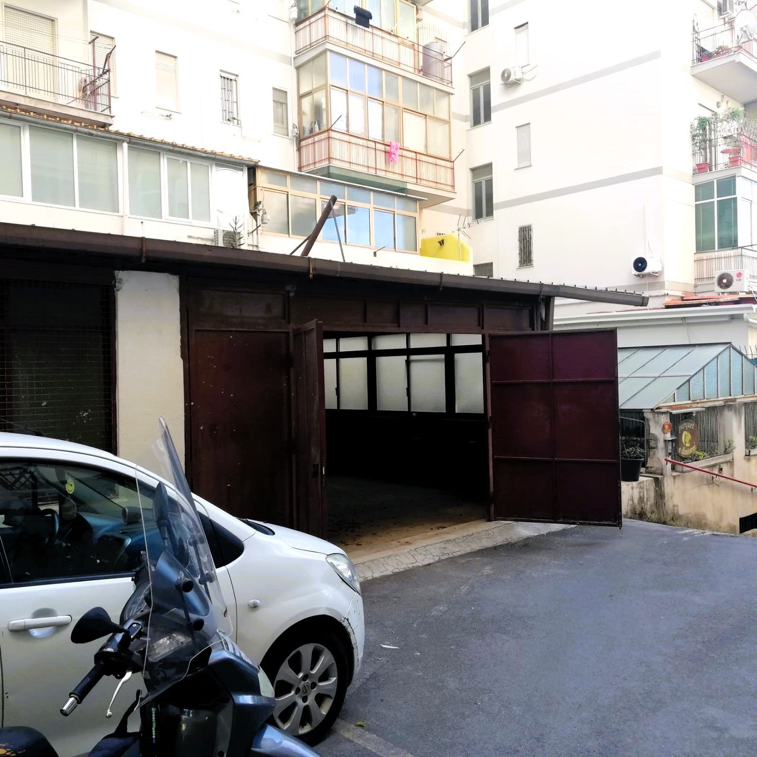 Locale commerciale in vendita in viale lazio 108, Palermo