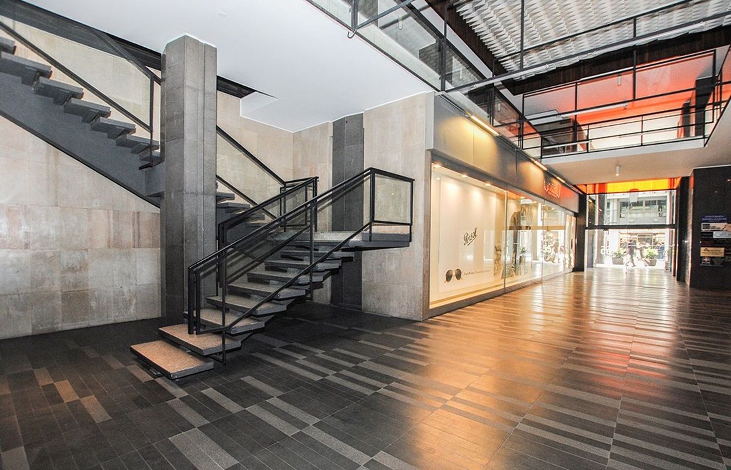 Appartamento in affitto in via ruggero settimo 55, Palermo