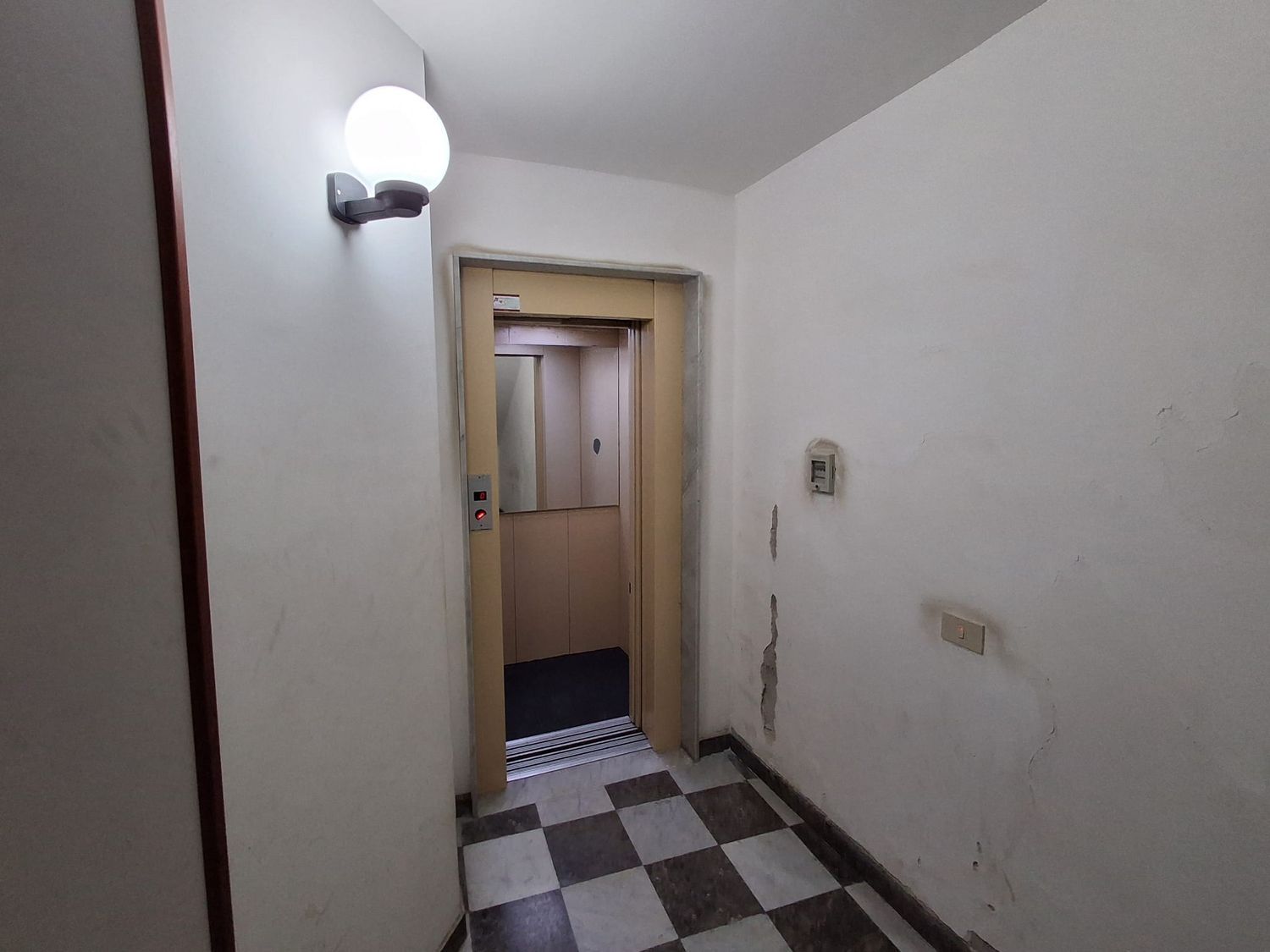 Quadrilocale in affitto in via teatro garibaldi 5, Palermo