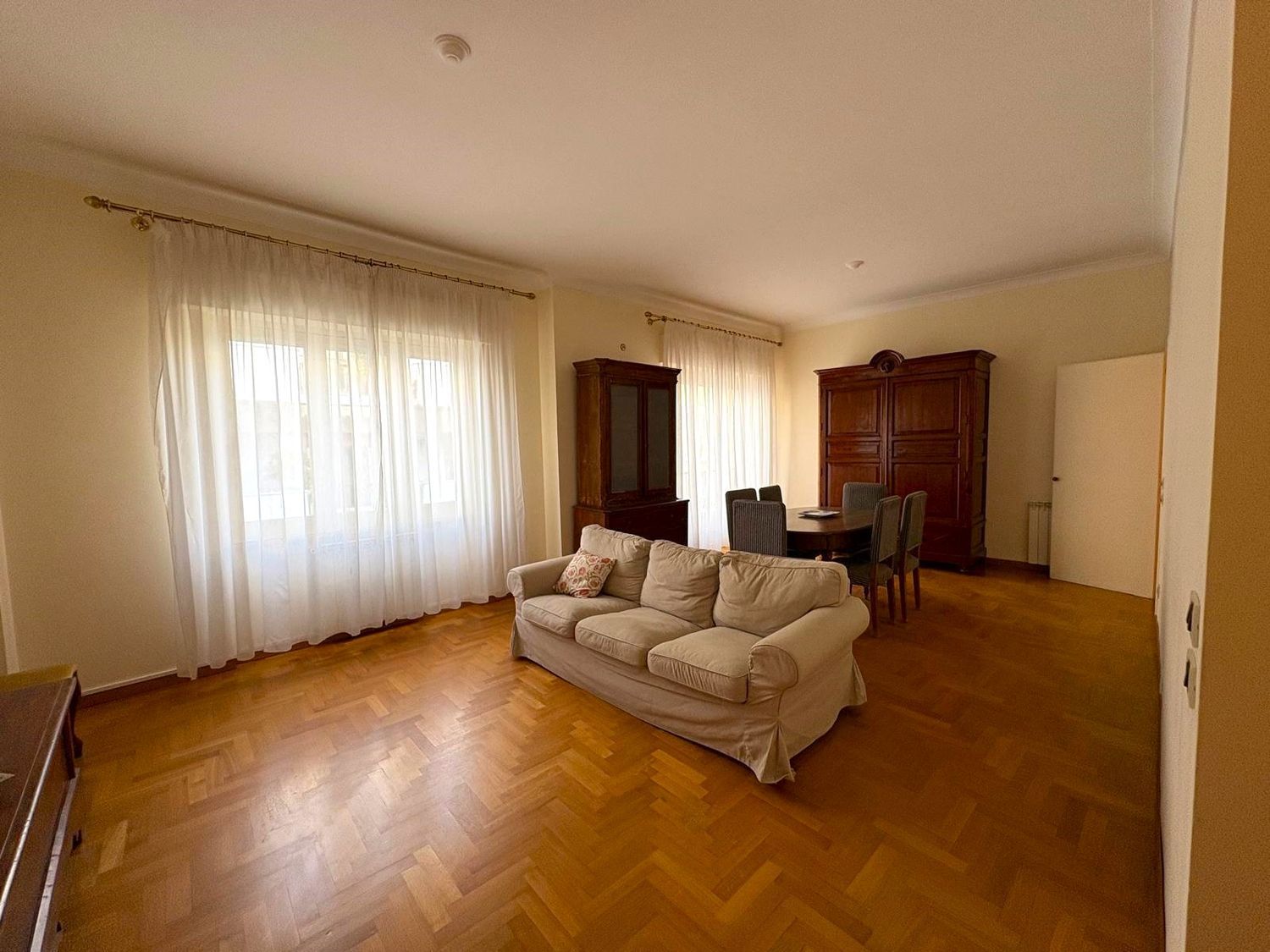 Quadrilocale in affitto in via via giuseppe de spuches 54, Palermo