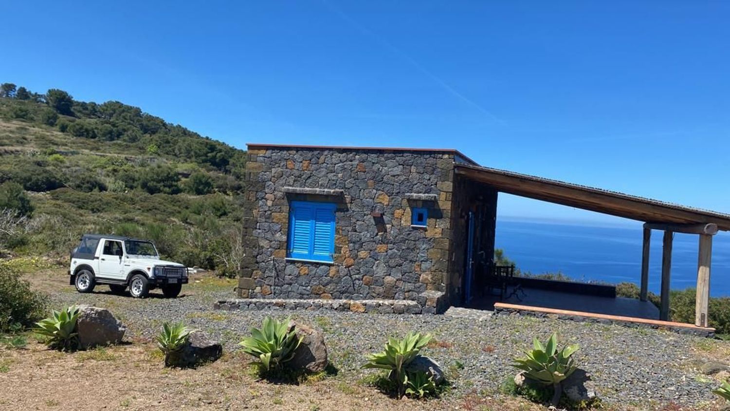 Villa vista mare in contrada contrada quattro venti 0, Ustica