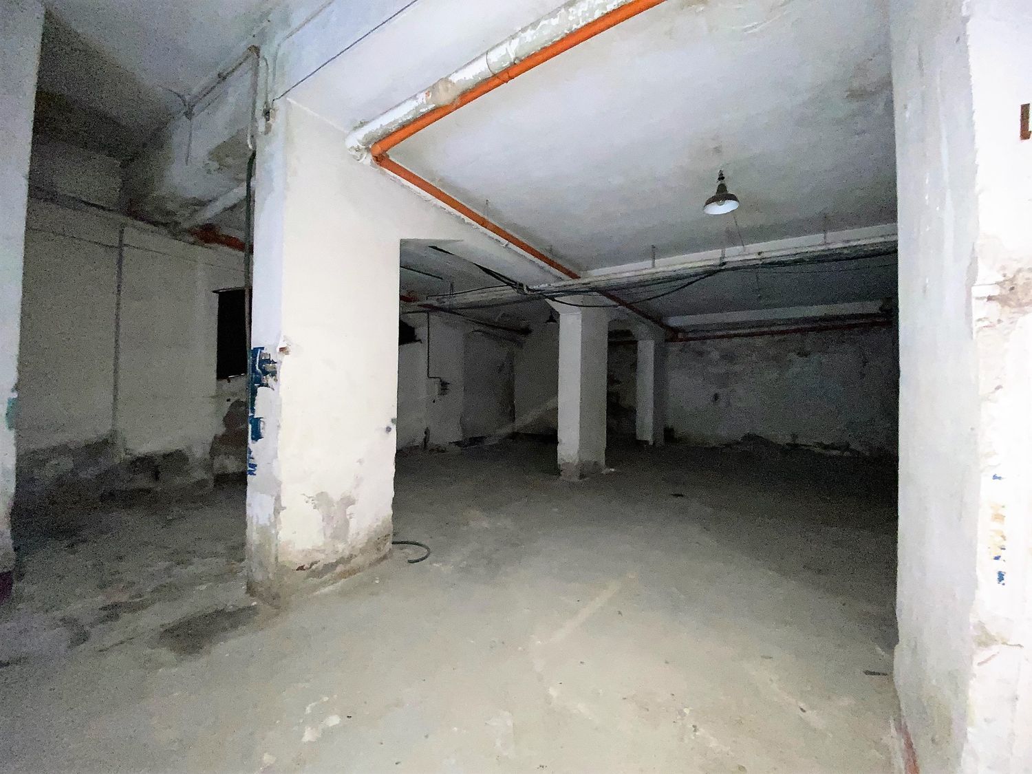Box/Garage 500mq in vendita in via via ammiraglio gravina 31, Palermo