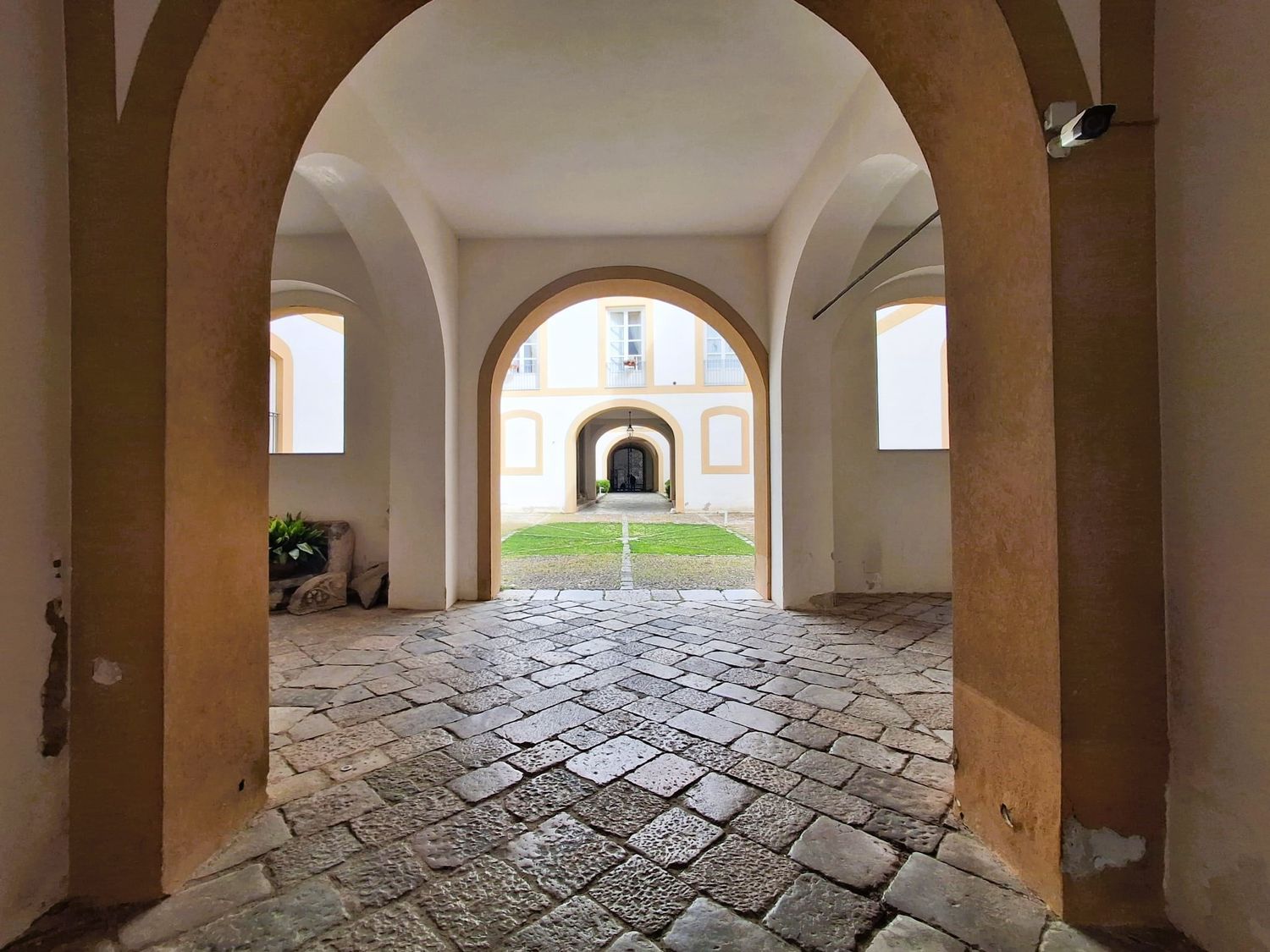 Appartamento in affitto in via via alloro 36, Palermo